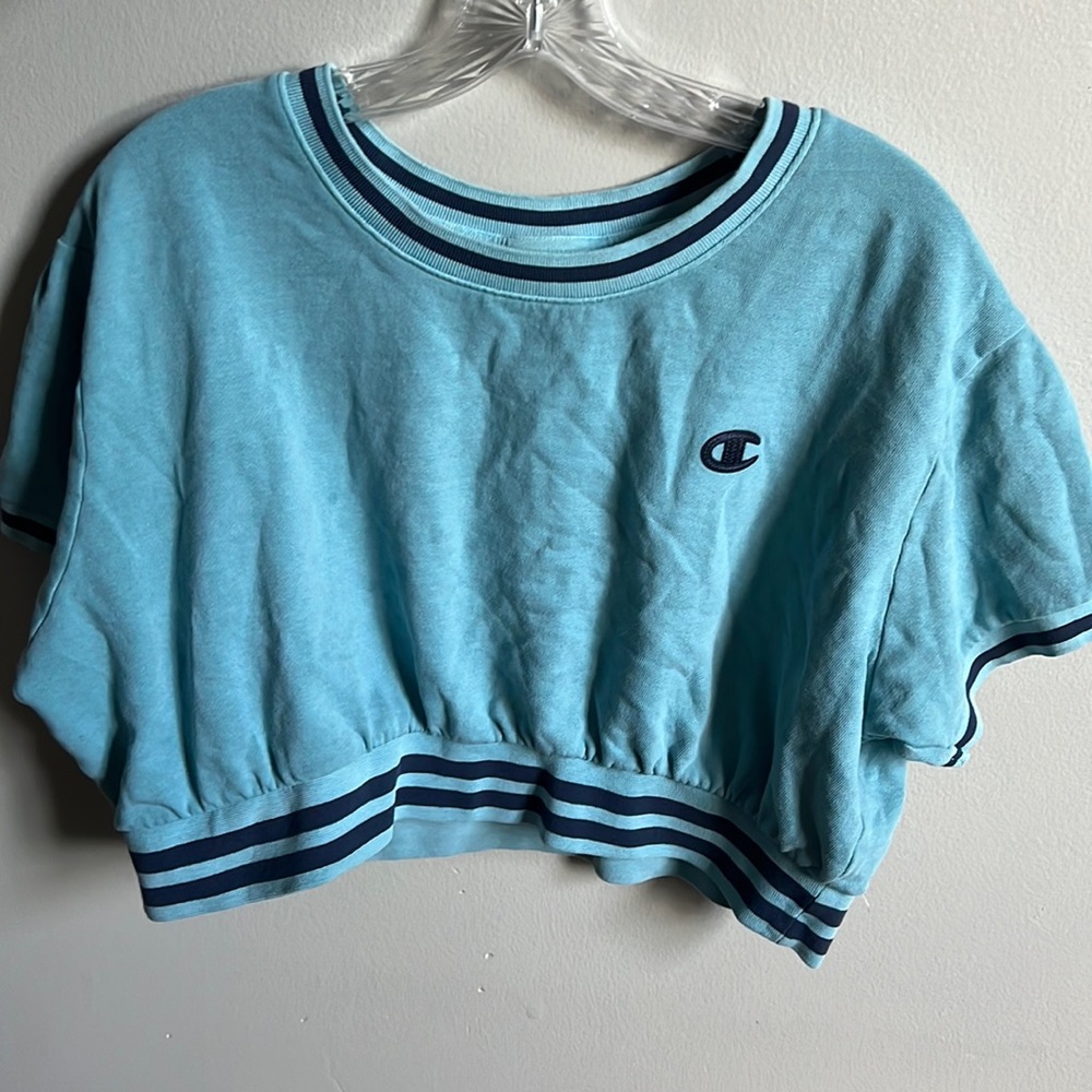 2XL Champion crop top